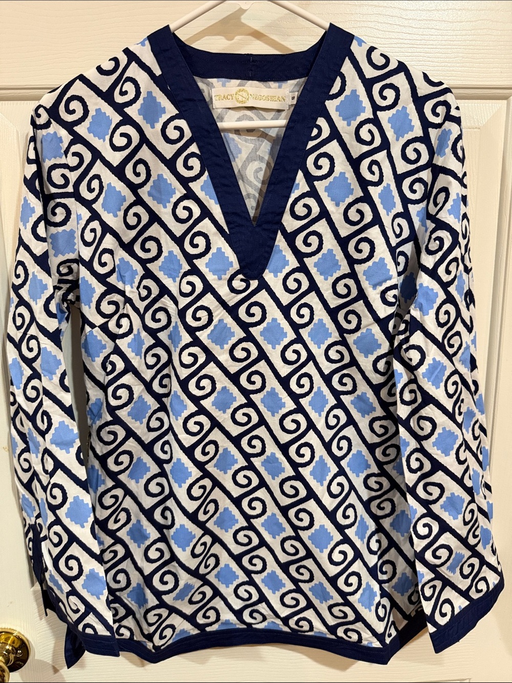 Tracy Negoshian Navy, Light Blue & White Geometric V-Neck Sweater